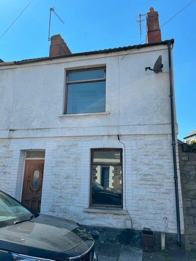 2 Bedroom End Of Terrace House To Rent In Cumrae Street, Cardiff, CF24