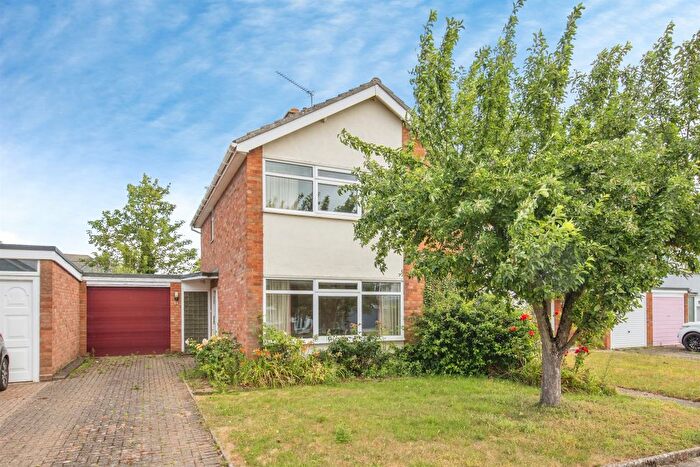 3 Bedroom Detached House For Sale In St. Peters Close, Henley, Ipswich, IP6