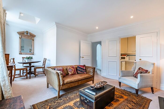 1 Bedroom Flat To Rent In Aylesford Street, London, SW1V