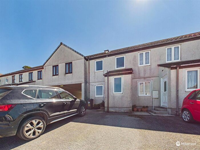 3 Bedroom Property For Sale In Pools Court, Hayle, TR27
