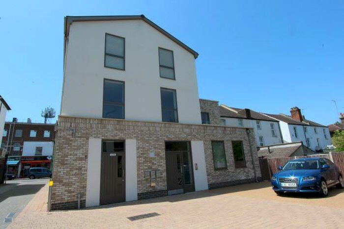 2 Bedroom Flat To Rent In Bentley Way, New Barnet, EN5