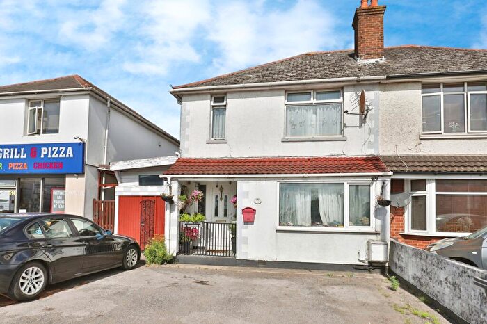 3 Bedroom Semi Detached House For Sale In Ringwood Road, Poole, Dorset, BH12