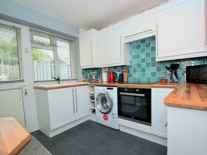 3 Bedroom Terraced House To Rent In Linnet Walk, Hatfield, AL10