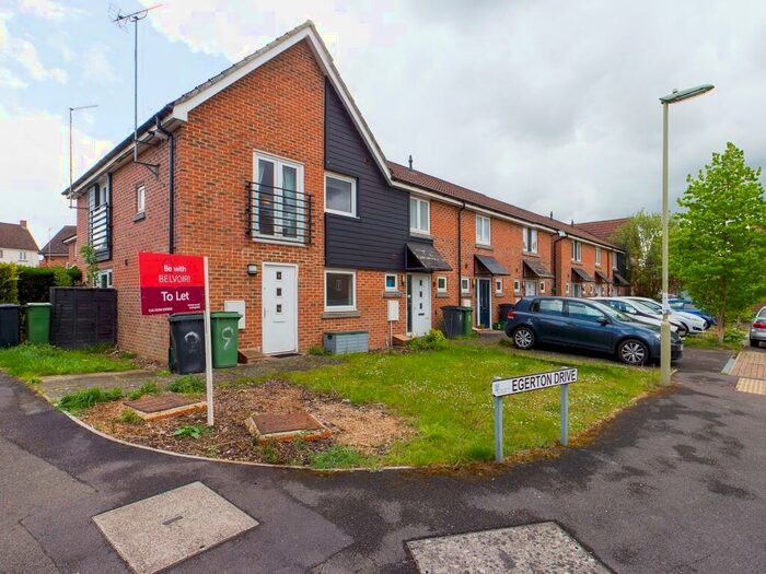 1 Bedroom Flat To Rent In Hewitt Road, Marnel Park, Basingstoke, RG24