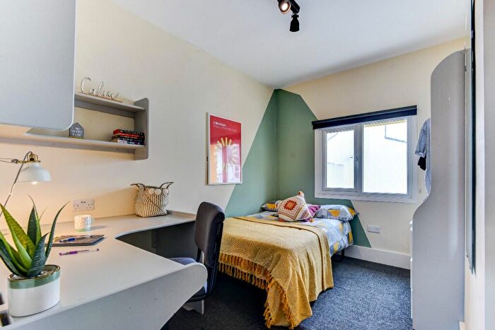 1 Bedroom House Of Multiple Occupation To Rent In Islingword Road, BN2
