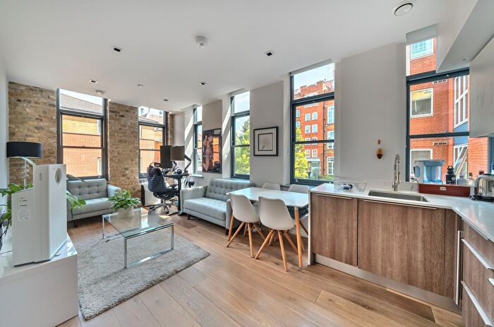 1 Bedroom Flat To Rent In Lawn Lane, London, SW8