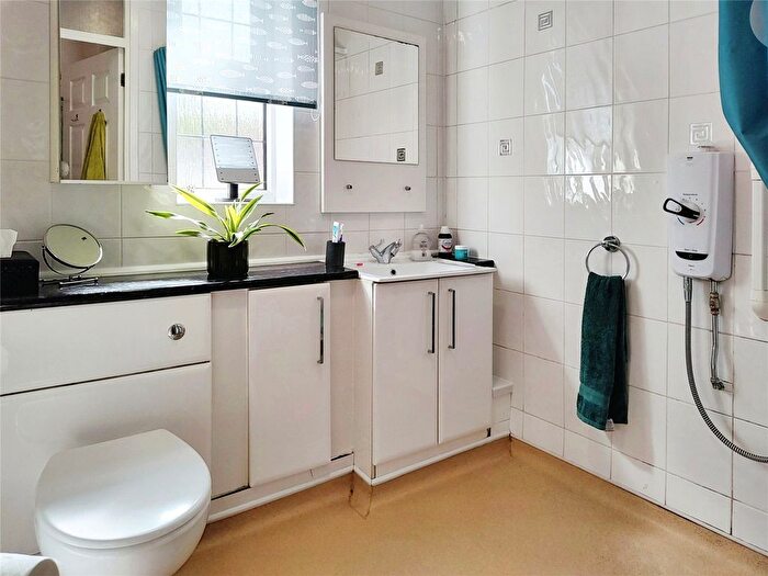 1 Bedroom Bungalow For Sale In Downemead, Telford, Shropshire, TF3