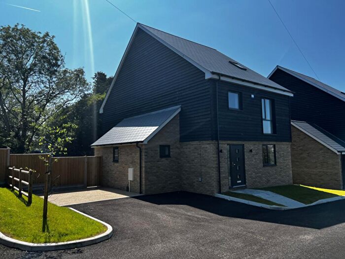 4 Bedroom Detached House For Sale In Station Road, St. Margarets-At-Cliffe, CT15