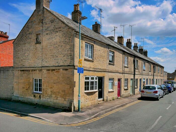 2 Bedroom Semi-Detached House To Rent In Chester Street, Cirencester, GL7