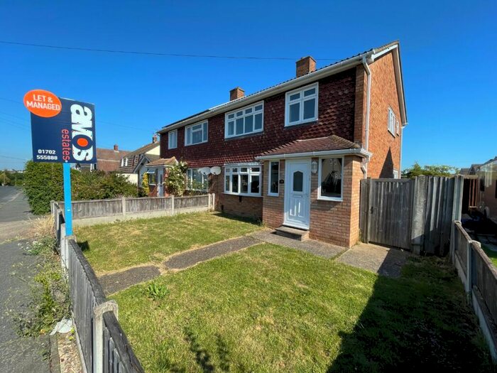 3 Bedroom Semi-Detached House To Rent In Kimberley Road, Benfleet, SS7