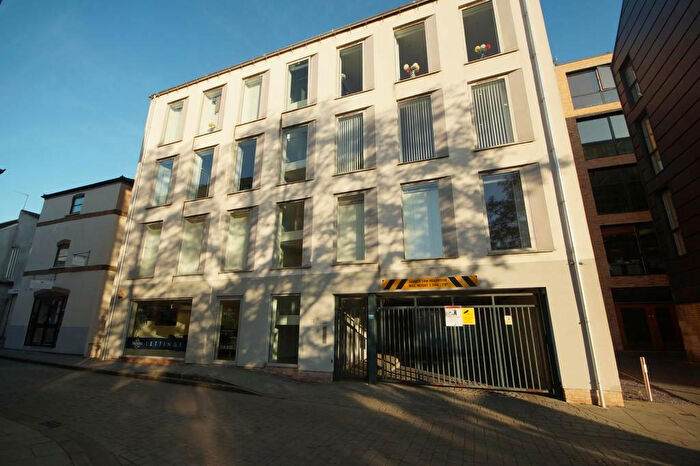 1 Bedroom Flat To Rent In Museum Court, Lincoln, LN2