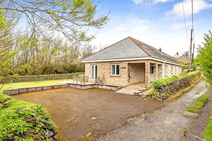 4 Bedroom Bungalow For Sale In Mullion, Helston, Cornwall, TR12