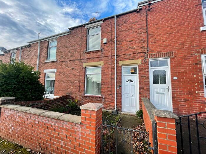 2 Bedroom Terraced House To Rent In Black Road, Langley Moor, Durham, DH7