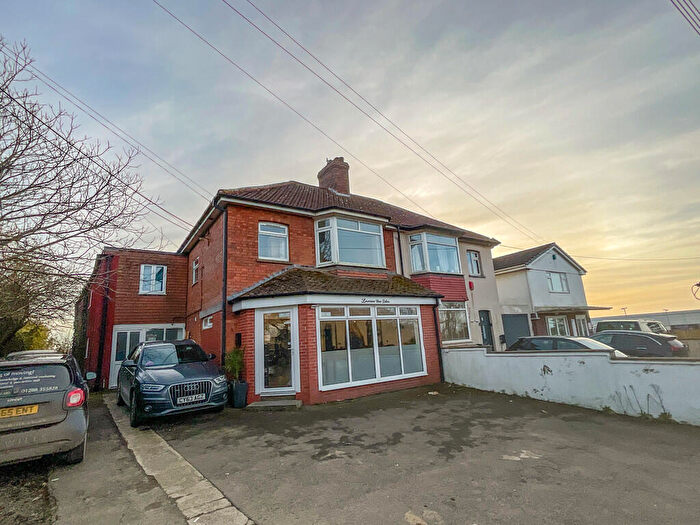 1 Bedroom Semi-Detached House To Rent In Coast View, Bude, EX23