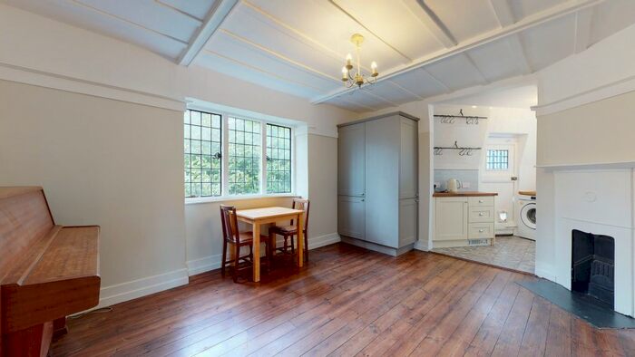 4 Bedroom Flat To Rent In Thorpewood Avenue, London, SE26