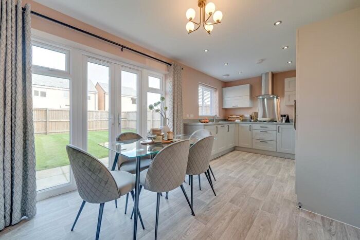 4 Bedroom Detached House For Sale In Watnall Road, Hucknall, NG15