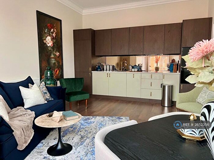 1 Bedroom Flat To Rent In Croxteth Road, Sefton Park, Lark Lane, L8