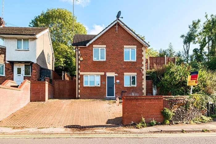 3 Bedroom Detached House For Sale In Kings Langley, Hertfordshire, WD4