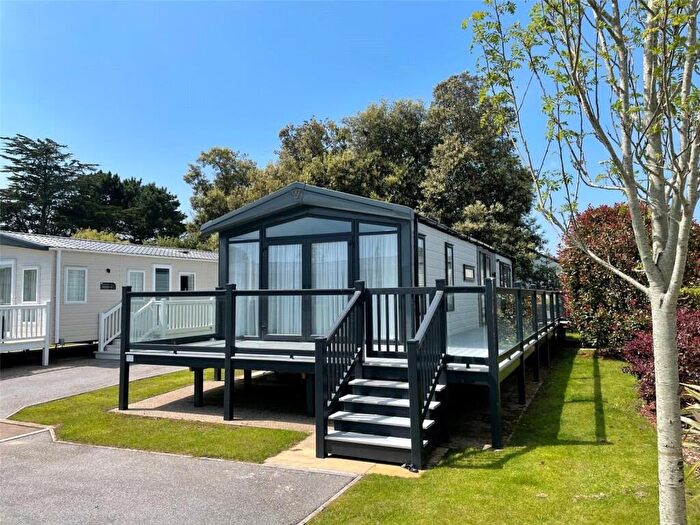 212 Bedroom Lodge For Sale In Malton Road, Pickering, YO18