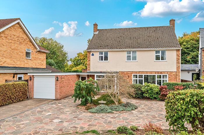 4 Bedroom Detached House For Sale In Upper Hill Rise, Rickmansworth, WD3