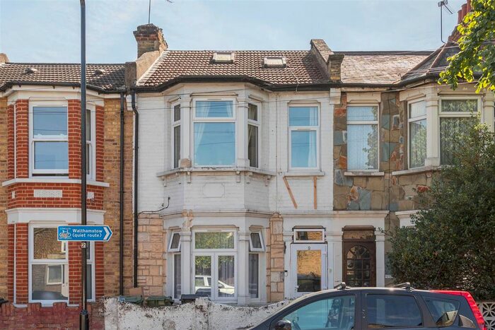 3 Bedroom Flat To Rent In Lily Road, Walthamstow, E17
