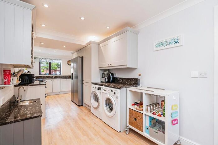 4 Bedroom Detached House For Sale In Maple Gardens, Totton, Southampton, Hampshire, SO40