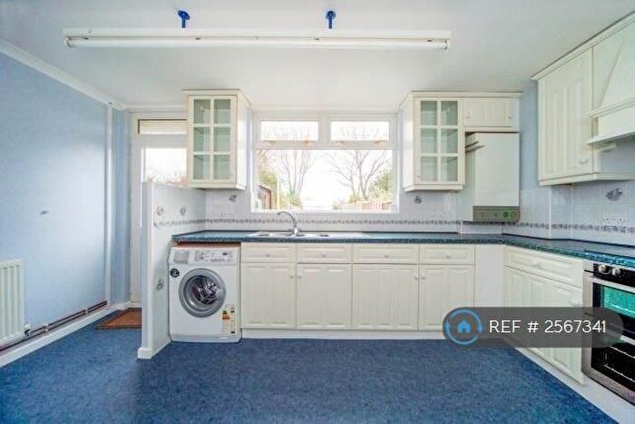 4 Bedroom Semi-Detached House To Rent In Ham Park Road, London, E7