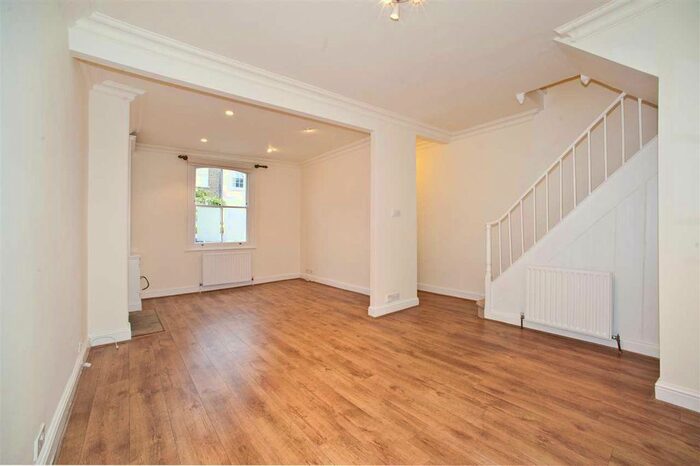 2 Bedroom Property To Rent In Cardross Street, London, W6