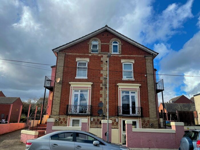 1 Bedroom Flat To Rent In Wherstead Road, Ipswich, IP2