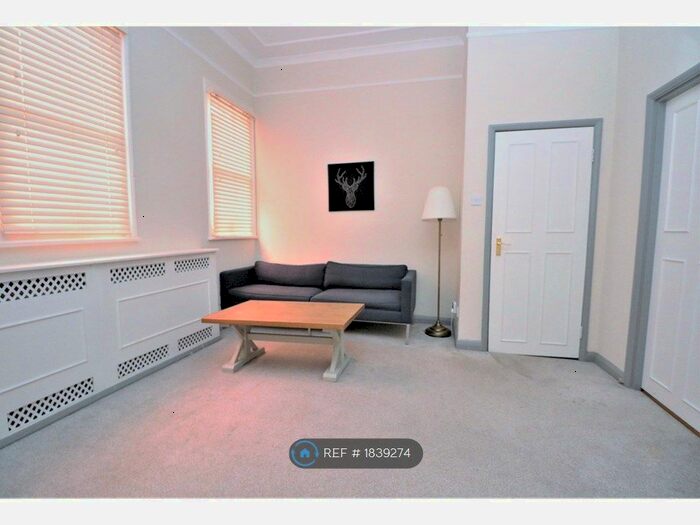 2 Bedroom Flat To Rent In Wells House Road, London, NW10