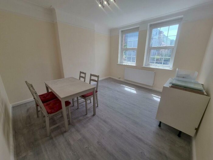 1 Bedroom Flat To Rent In Russell Parade, Golders Green Road, London, NW11