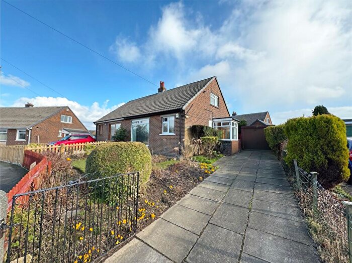 2 Bedroom Semi-Detached Bungalow For Sale In Lydgate Drive, Lepton, HD8