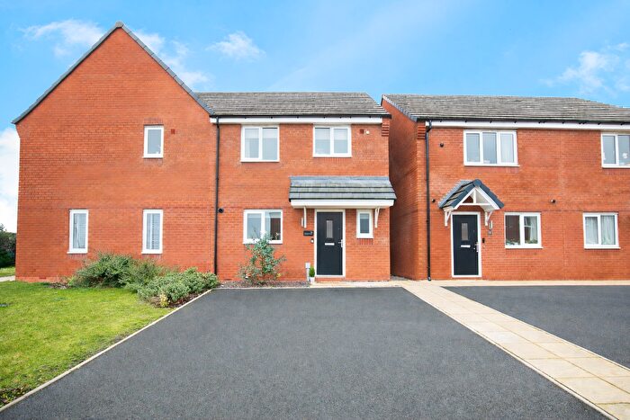 3 Bedroom Semi-detached House For Sale In Rocheford Way, Grendon, CV9