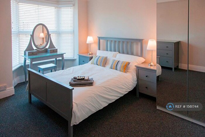 1 Bedroom Flat To Rent In Princes Avenue, Hull, HU5