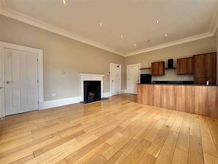 1 Bedroom Flat To Rent In Heworth Croft, York, YO31
