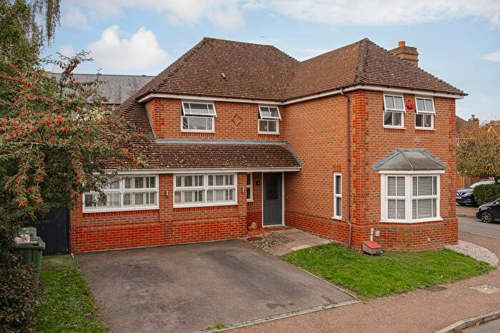 5 Bedroom Detached House For Sale In Oakwood Avenue, Epsom, KT19