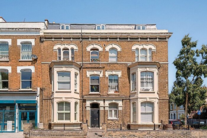2 Bedroom Flat For Sale In Churchfield Road, Acton, London, W3