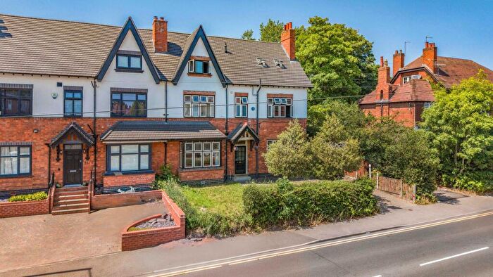 5 Bedroom Semi Detached House For Sale In Lichfield Road, Four Oaks, B74