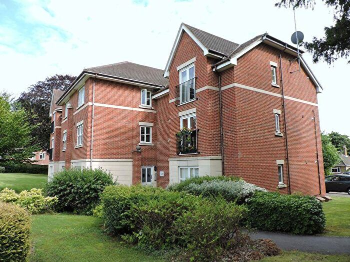 2 Bedroom Apartment To Rent In Darlington Road, Basingstoke, RG21