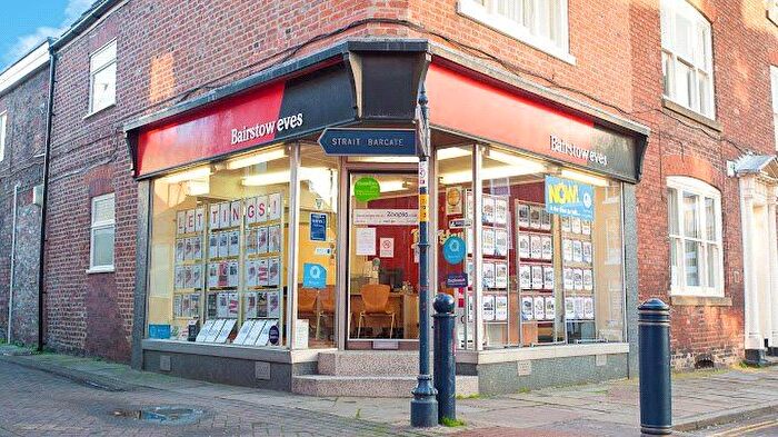 2 Bedroom Flat For Sale In North End, Swineshead, Boston, Lincolnshire, PE20