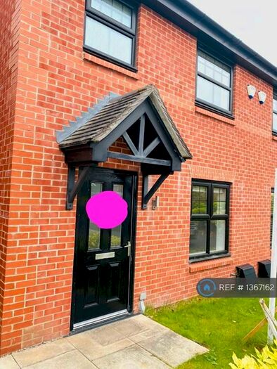 3 Bedroom Semi-Detached House To Rent In Hawthorn Avenue, Hazel Grove, Stockport, SK7