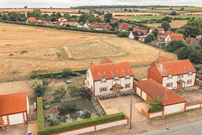 4 Bedroom Detached House For Sale In Countryside Views And Elegant Coastal Living In Ringstead, PE36