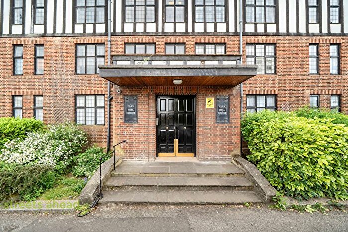 1 Bedroom Flat For Sale In Addiscombe Road, Croydon, CR0