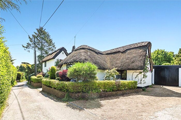 4 Bedroom Cottage For Sale In Sandy Lane, Watersfield, Pulborough, West Sussex, RH20
