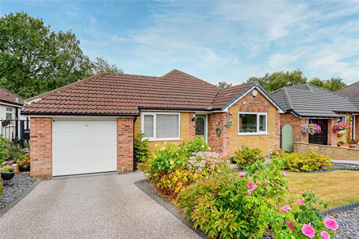 3 Bedroom Bungalow For Sale In Buckstone Avenue, Alwoodley, LS17