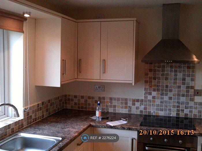 2 Bedroom Flat To Rent In Hurricane Road, Bowerhill, Melksham, SN12