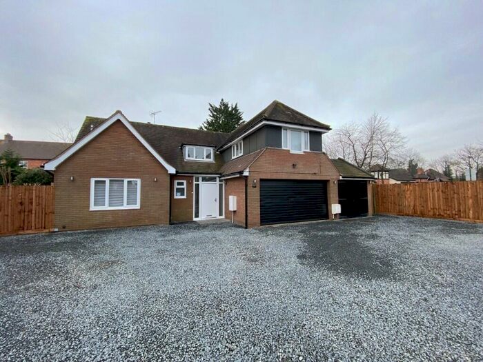 2 Bedroom Apartment To Rent In Crabmill Close, Knowle, Solihull, B93