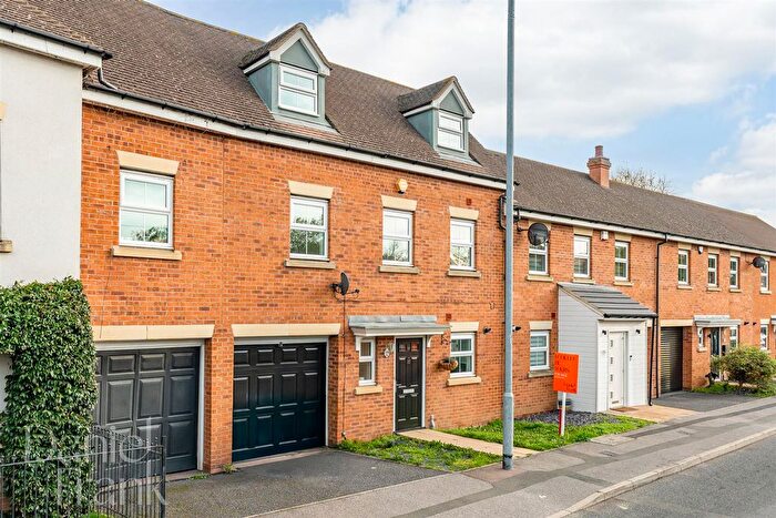 5 Bedroom Property For Sale In Woodside, Thornwood, Epping, CM16