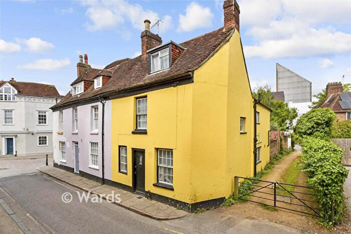 2 Bedroom End Of Terrace House For Sale In King Street, Canterbury, Kent, CT1