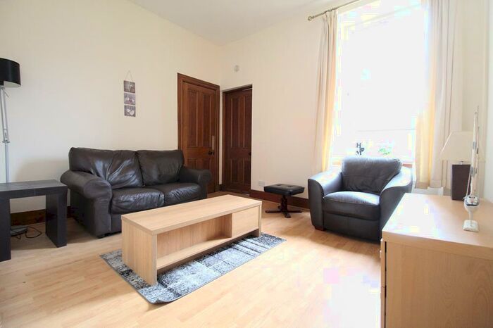 1 Bedroom Flat To Rent In Union Grove, First Right, AB10